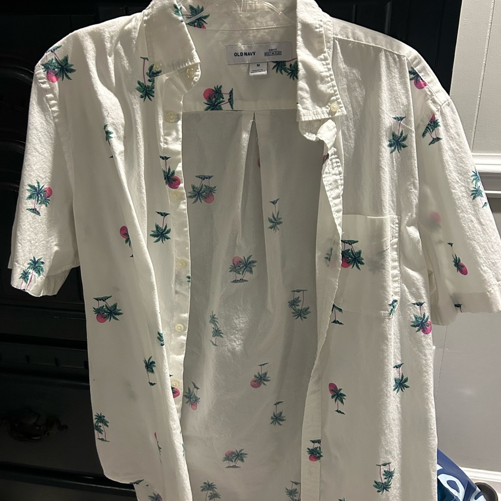 Old Navy White and Pink Casual Hawaiian Button Down Shirt